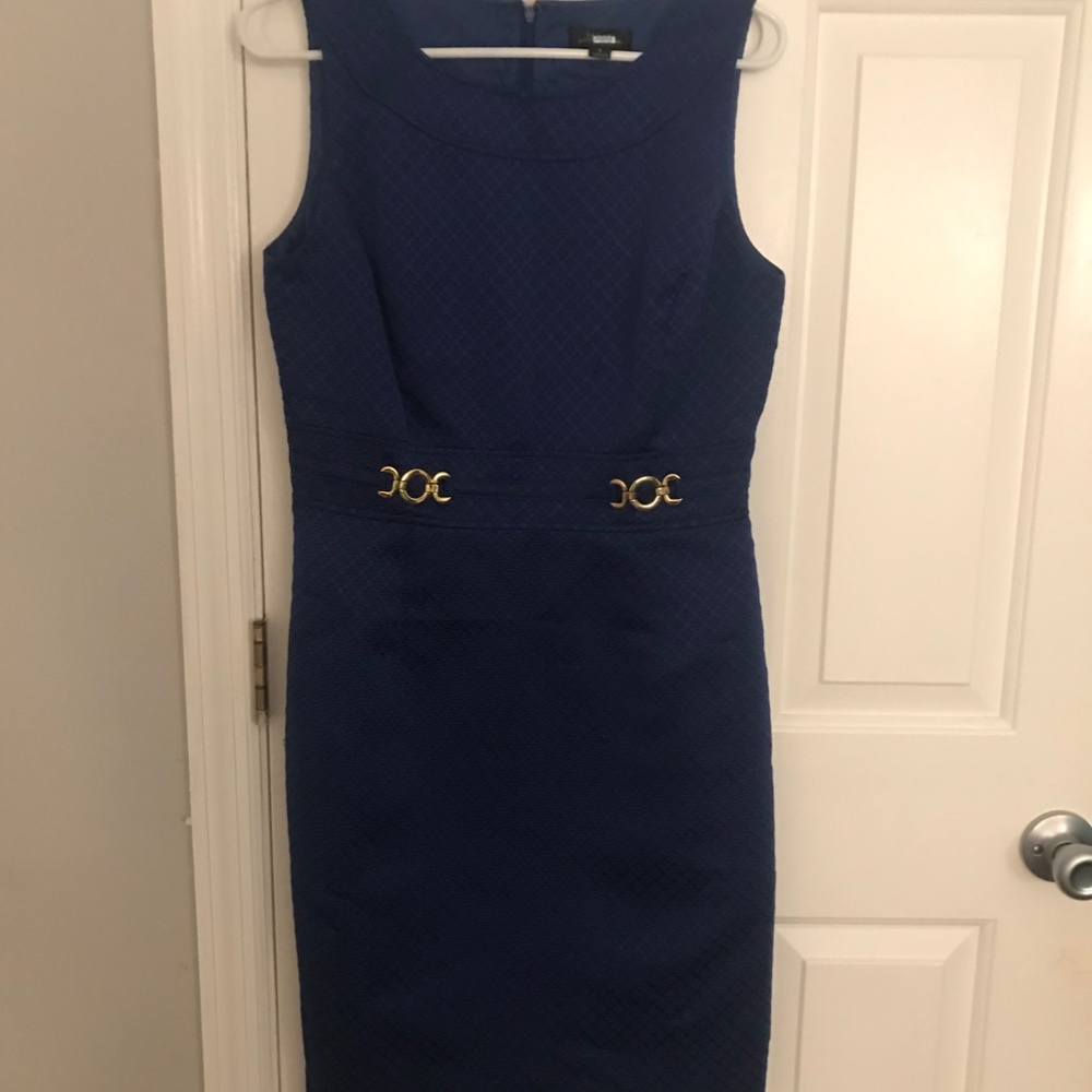Tahari Royal Blue Sleeveless Dress - Size 6
